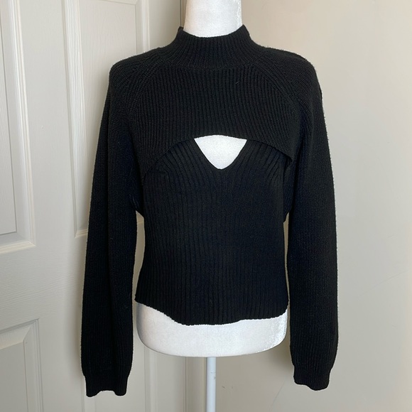 NWT: Anthropologie: Turtleneck Cut-out Shrug Set - Picture 2 of 9
